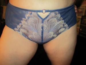 culotte,string,collants,chaussettes porte odorante avec traces (culotte,string,collants..)